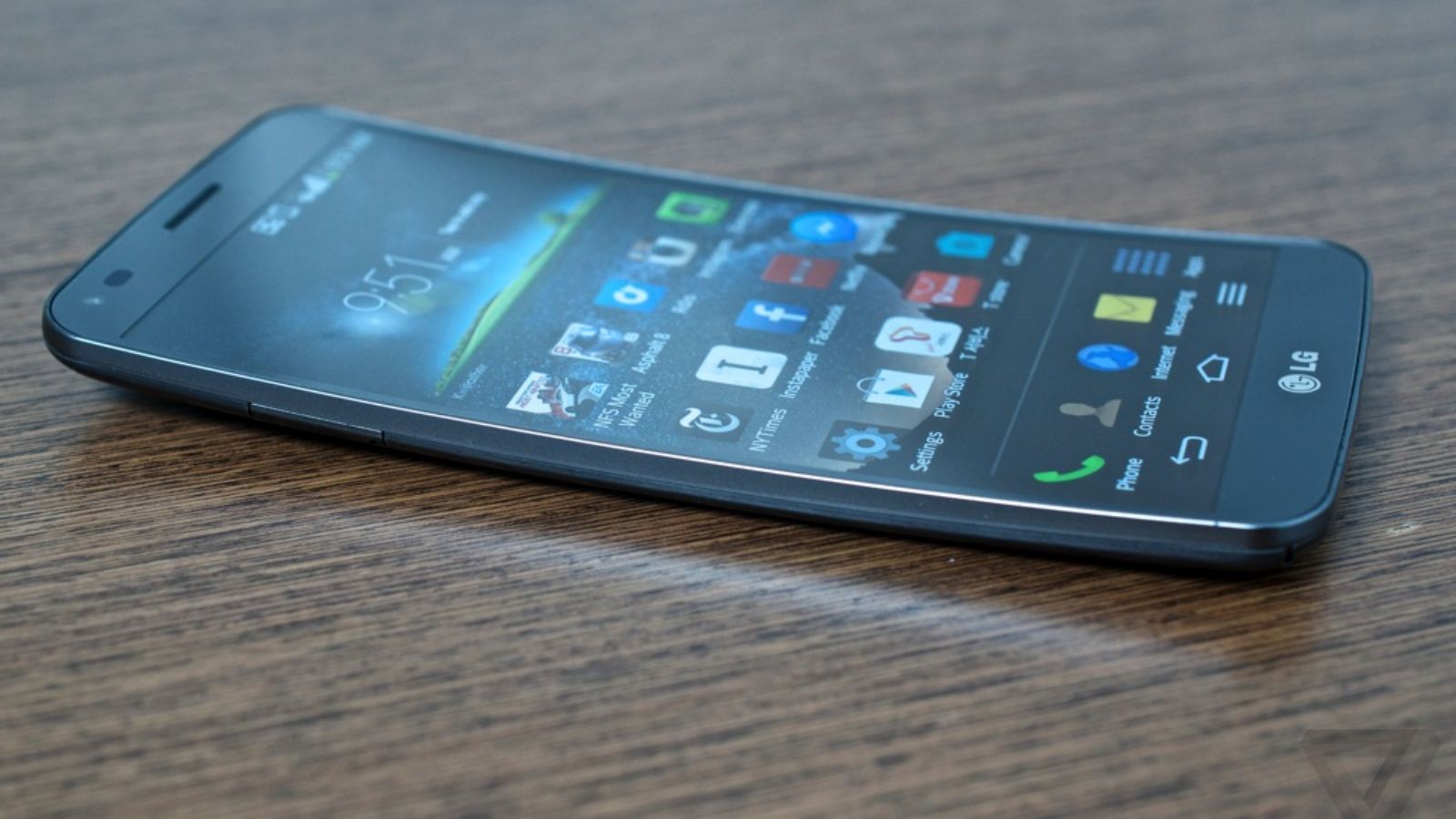 LG G Flex thumbnail 2