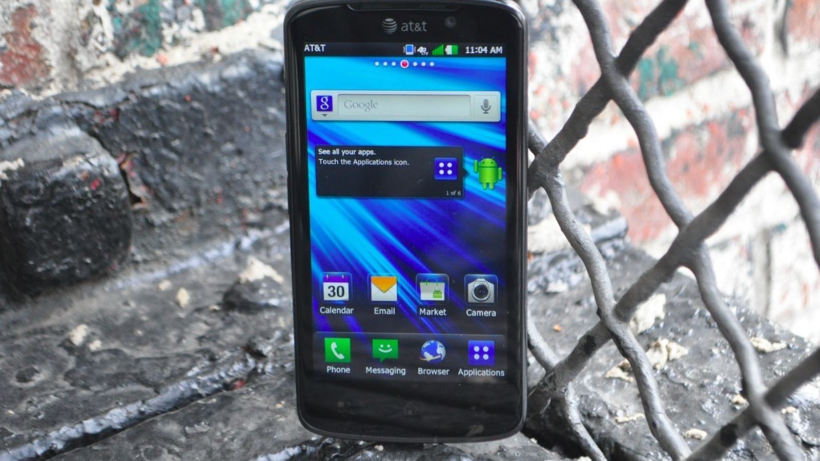 LG Nitro HD thumbnail 3
