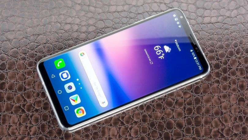 LG V30 thumbnail 5