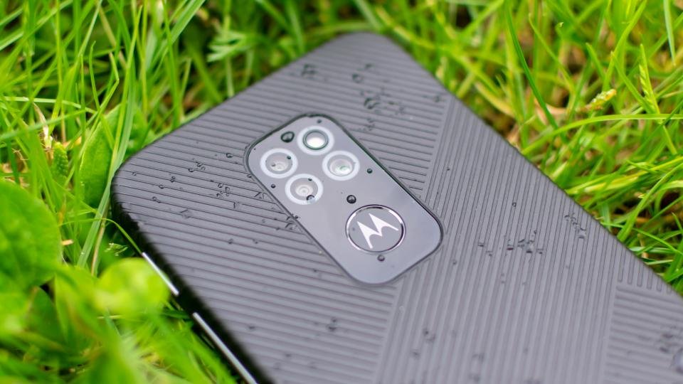 Motorola Defy (2021) thumbnail 5