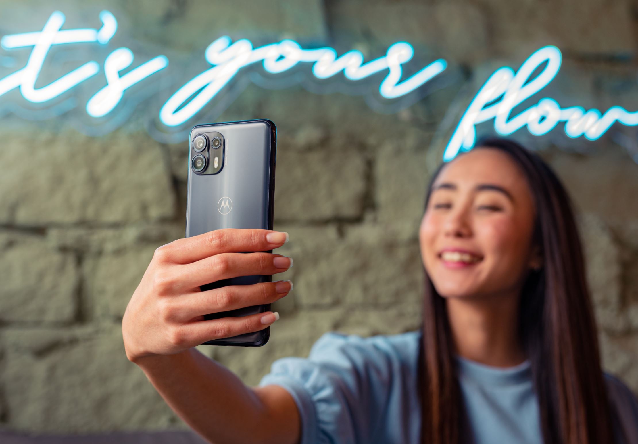 Motorola Edge 20 Fusion thumbnail 4