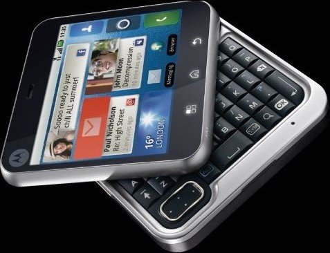 Motorola FlipOut thumbnail 5