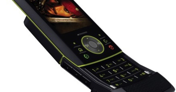 Motorola RIZR Z8 thumbnail 2
