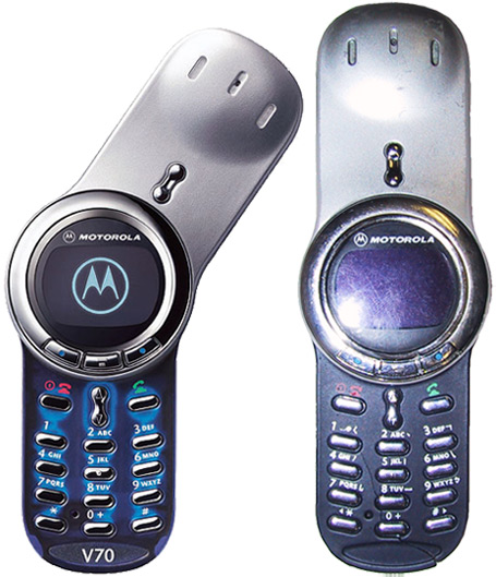 Motorola V70 thumbnail 3