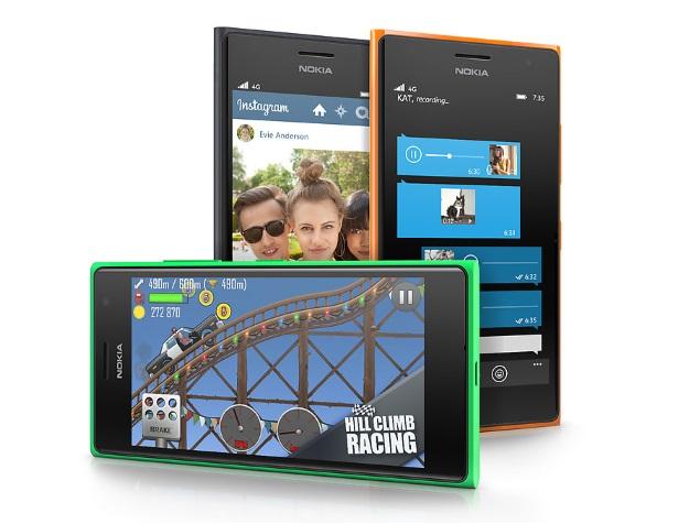 Nokia Lumia 735 thumbnail 2