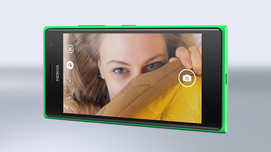 Nokia Lumia 735 thumbnail 5