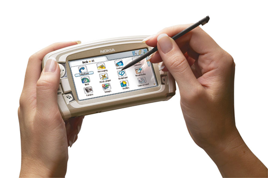 Nokia 7710 thumbnail 4