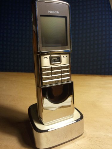 Nokia 8800 Sirocco thumbnail 3