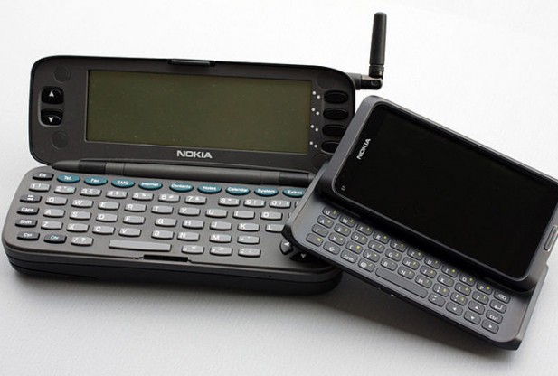 Nokia 9000 Communicator thumbnail 4