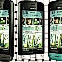 Nokia C5-06 thumbnail 3