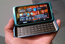 Nokia E7 thumbnail 2