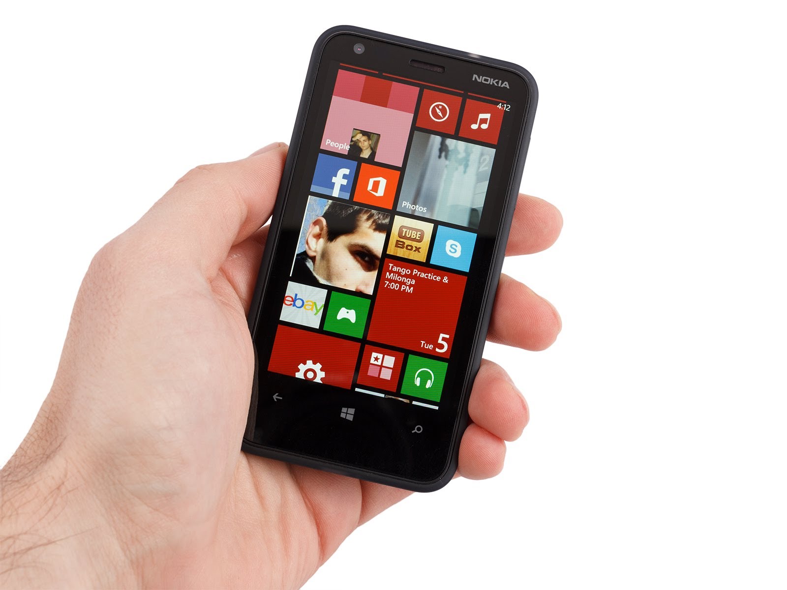 Nokia Lumia 620 thumbnail 5