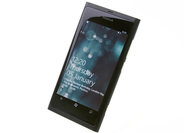 Nokia Lumia 800 thumbnail 7