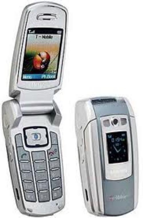 Samsung E715 thumbnail 2