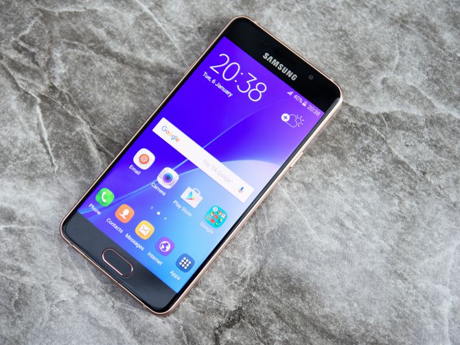 Samsung Galaxy A3 (2017) thumbnail 2