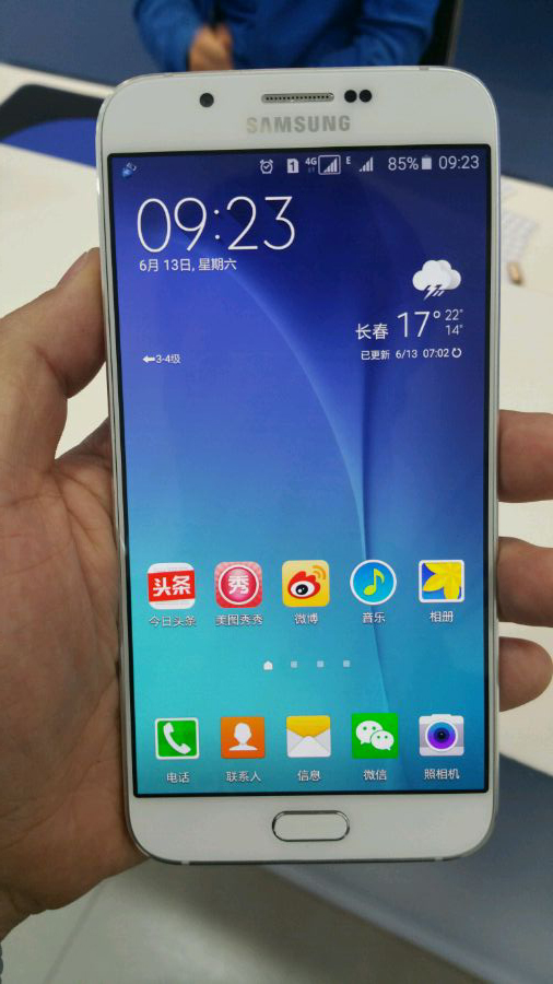 Samsung Galaxy A8 thumbnail 2