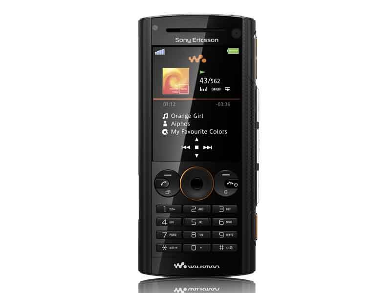Sony Ericsson W902 thumbnail 2