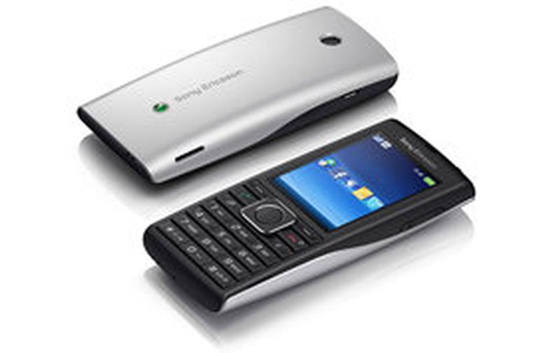 Sony Ericsson Cedar thumbnail 2