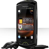 Sony Ericsson Live with Walkman thumbnail 3