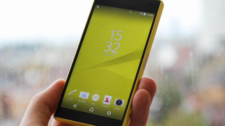 Sony Xperia Z5 Compact thumbnail 2