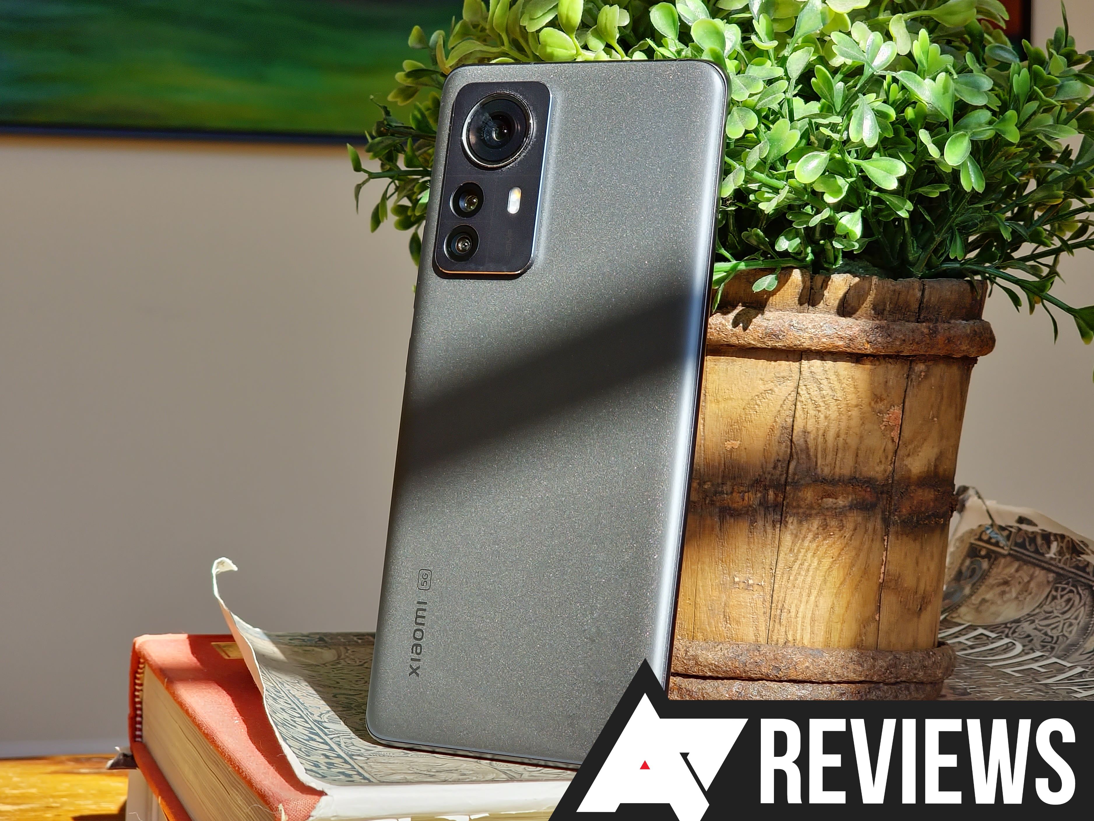 Xiaomi 12 Pro thumbnail 3